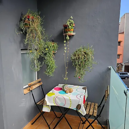 Keka'S Guesthouse - City Centre Santa Cruz de Tenerife Zewnętrze zdjęcie